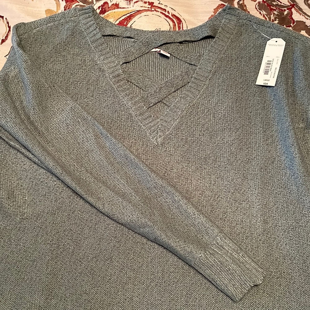 Arizona jeans sweater NWT, sage with black marbling heathered look. Large.